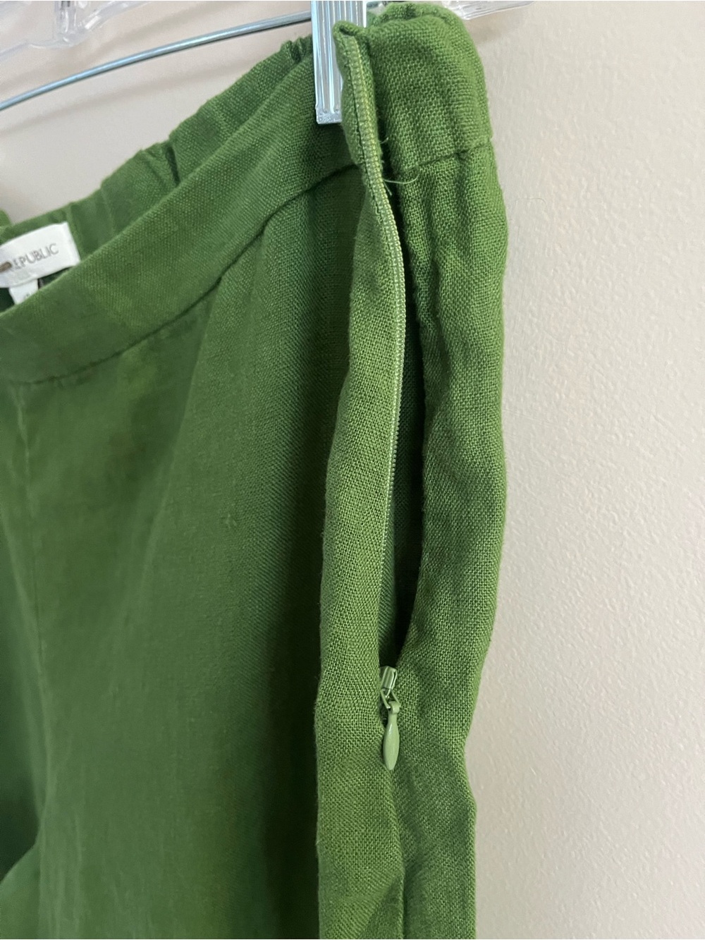 NWOT-Banana Republic Linen Pant, Size 12 - Picture 4 of 6